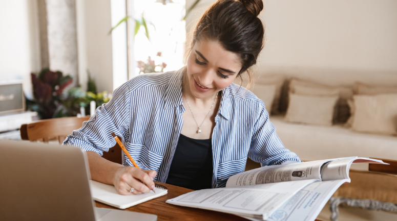 Cursos EAD: flexibilidade para conciliar estudos com a vida profissional