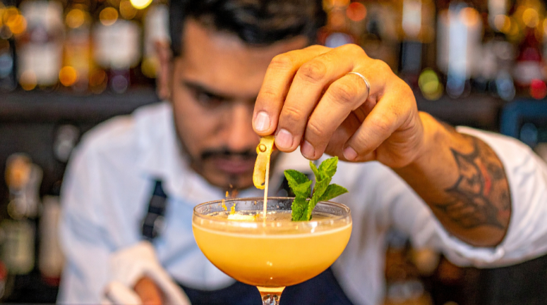 Como ganhar dinheiro fazendo drinks em festas e eventos